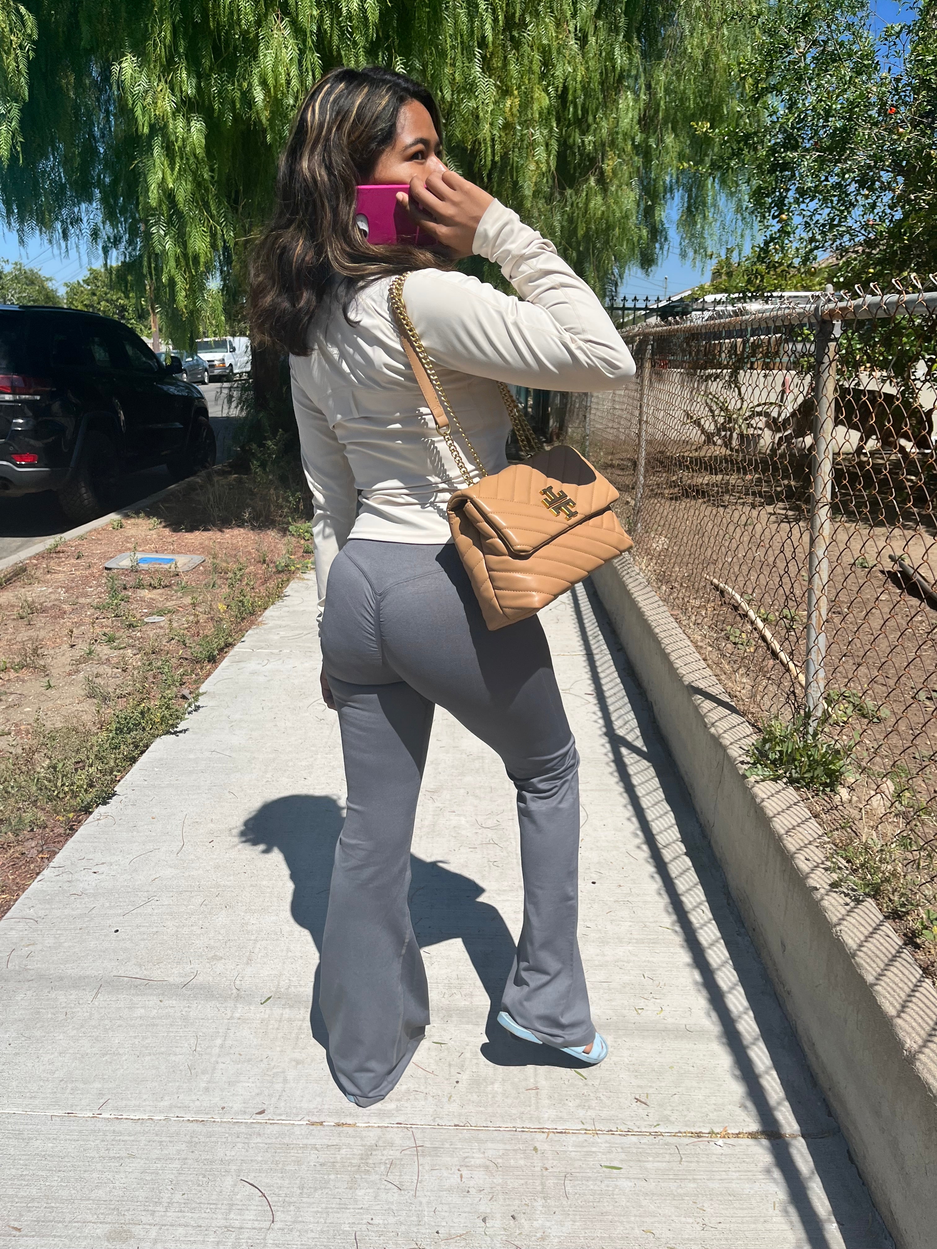 Seamless Scrunch Flare Pants