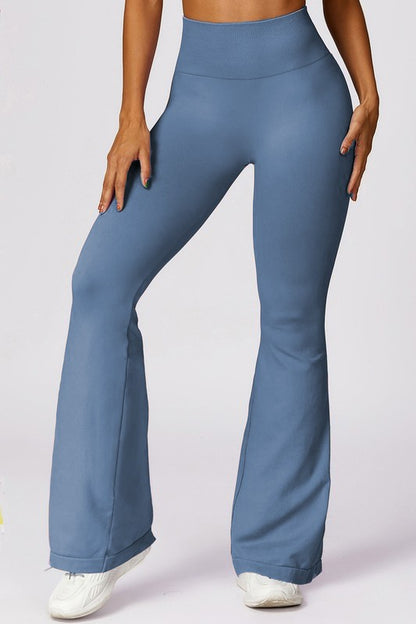 Seamless Scrunch Flare Pants – Gray (PREORDER)