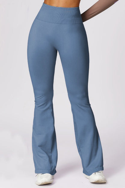 Seamless Scrunch Flare Pants – Gray (PREORDER)
