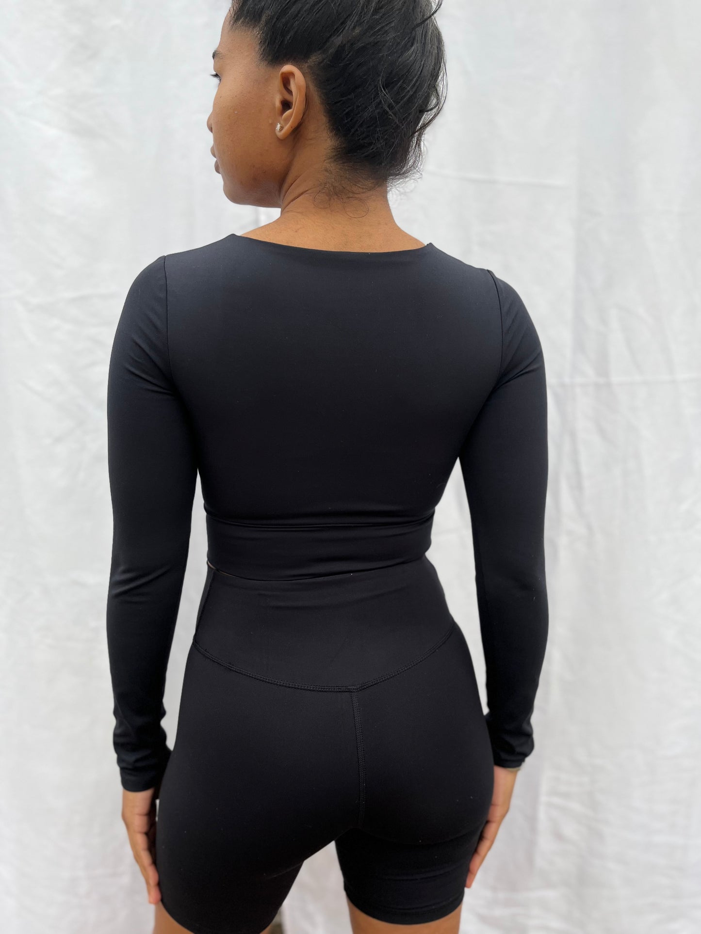 Raven Long Sleeve Active Crop Top