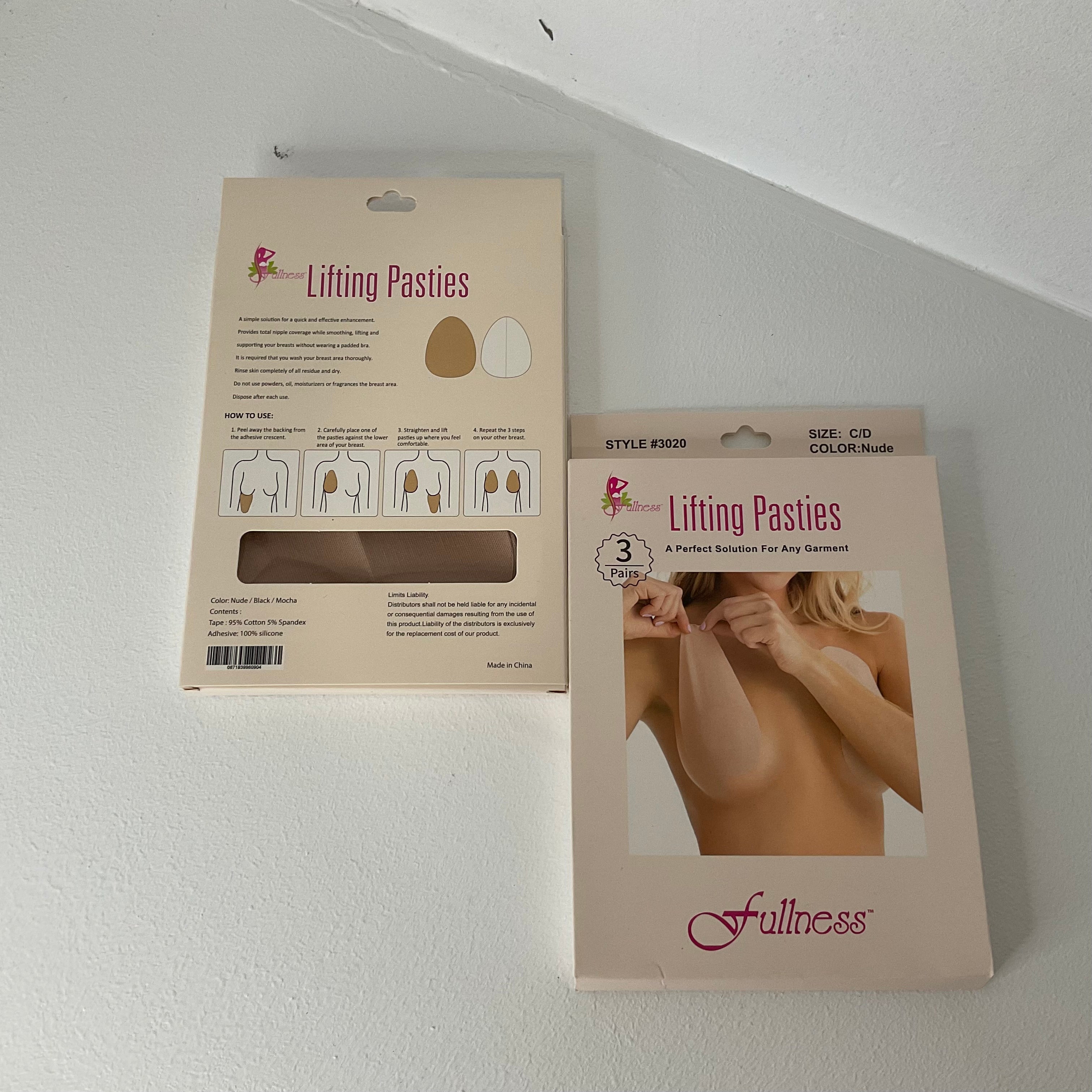 Jane Lifting Pasties