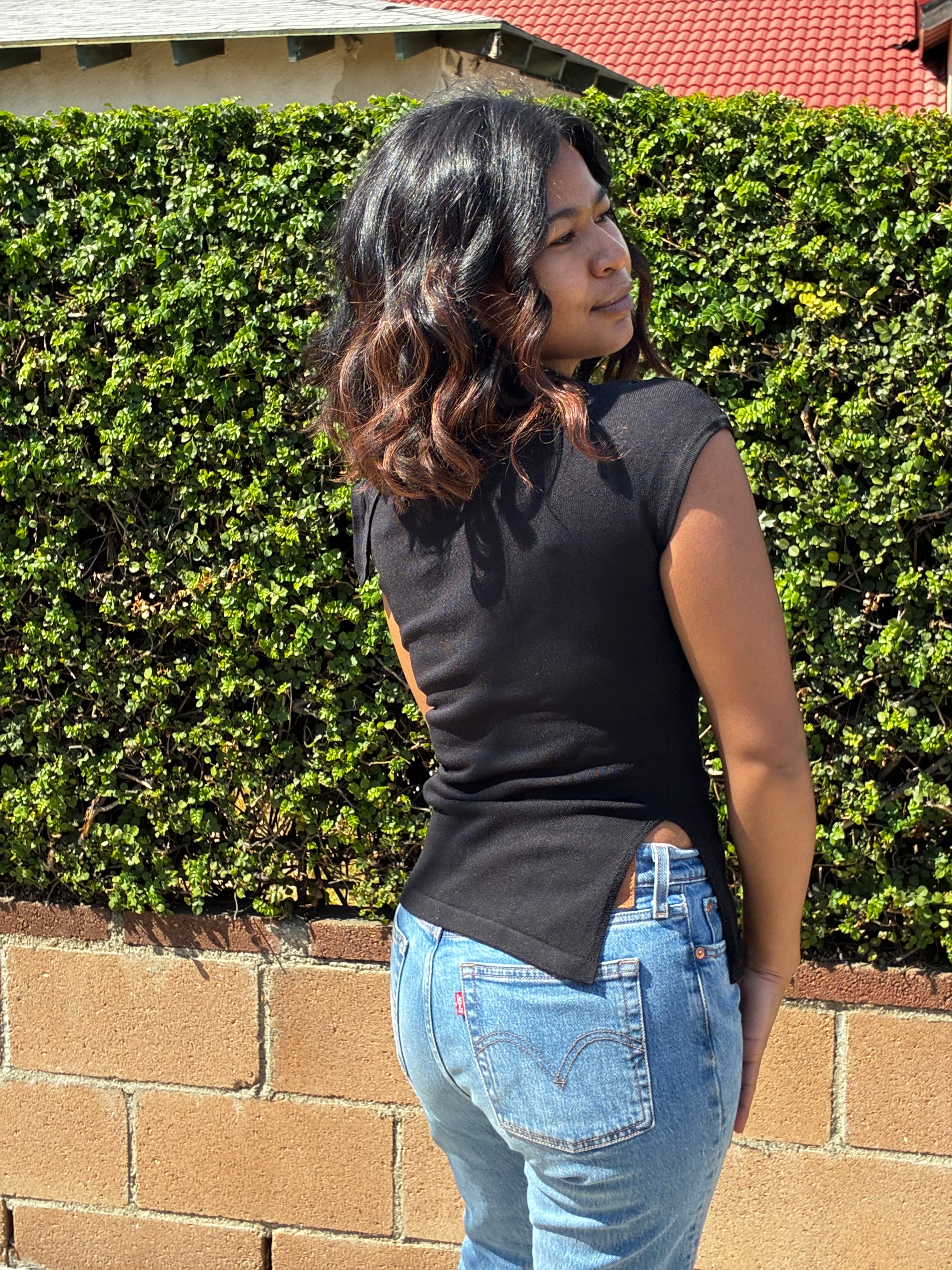 Sleek Asymmetric Top