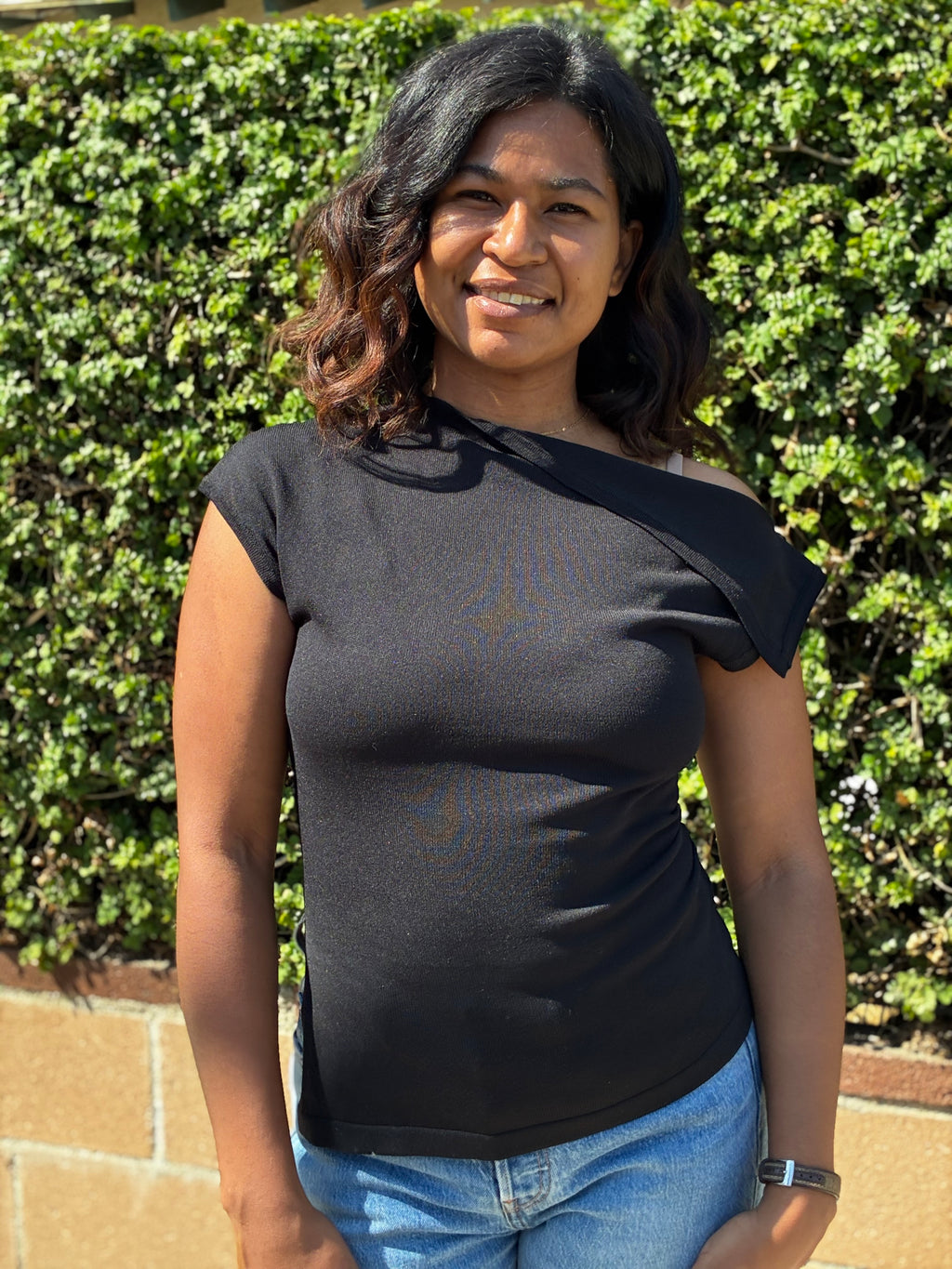 Sleek Asymmetric Top