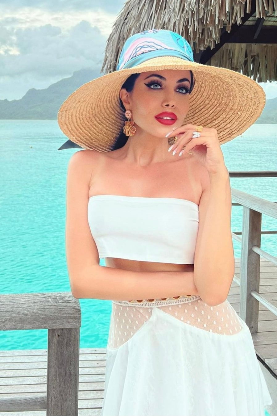 Jessica Bara Paityn Two Piece Ruffle Set As Seen On Carolina Delgado